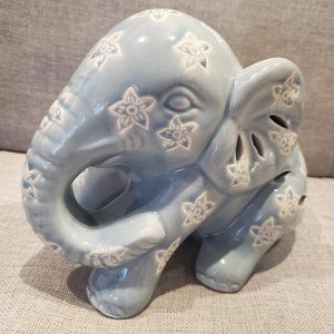 Scented Blue Seated Elephant Potpourri Refillable Figure Décor for Home/Nursery